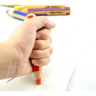 Crayon multi-usage personnalisable en bois certifié - Dans main - STABILO WOODY