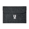 Pochette Ordinateur Ou Porte Documents En Feutre PET Recyclé POUCHLO Gris Anthracite Avec Marquage Pochette Ordinateur Ou Porte Documents En Feutre PET Recyclé POUCHLO Gris Anthracite Avec Marquage