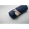 Serviette En Coton Recyclé Et Polyester Recyclé 170x100cm WATER Marine En Situation Serviette En Coton Recyclé Et Polyester Recyclé 170x100cm WATER Marine En Situation
