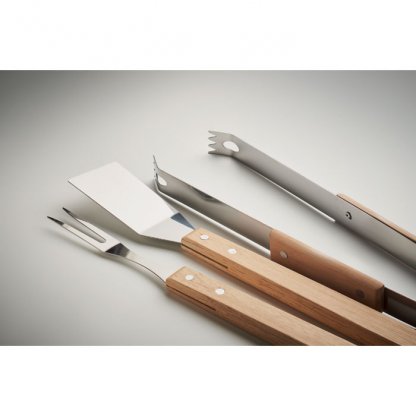 Set à Barbecue En Bois Et Inox 3 Pièces SMOKEY Les Ustensiles Posés